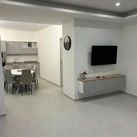 Appartamento Camastra House *